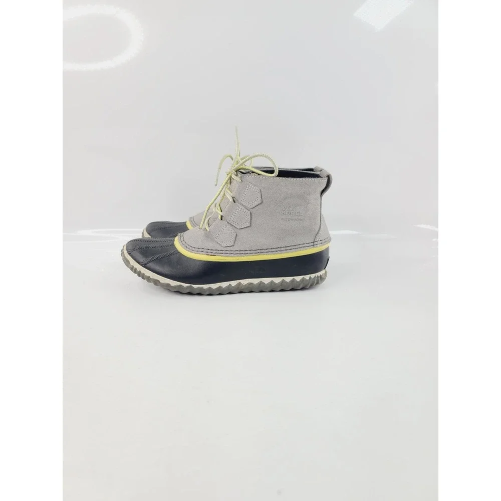 SOREL Solid Fall, Winter Spring Lace Up Waterproof Boots Women Size 8 Gray Black